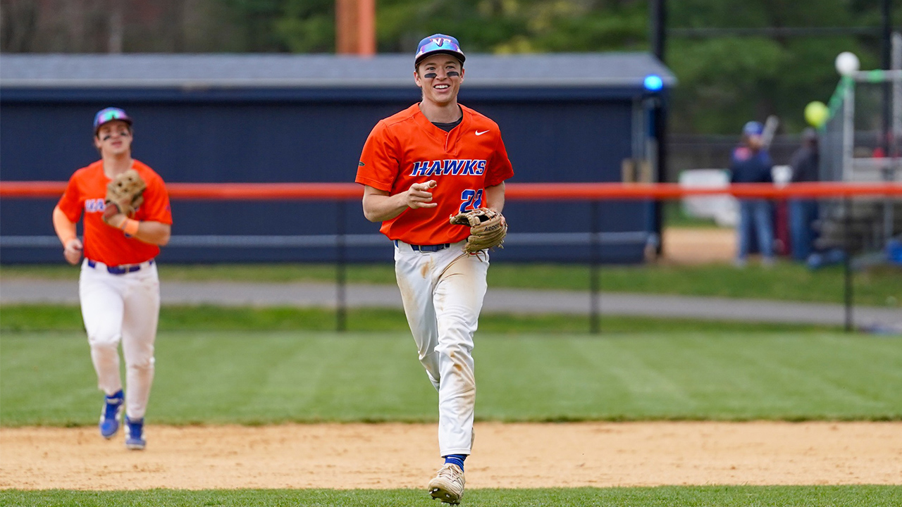 Tommy Kreider Honored with SUNYAC's Dr. Sam Molnar Award