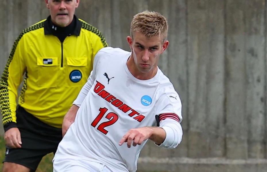 Battistoni Repeats as SUNYAC Men's Soccer Scholar Athlete of the Year