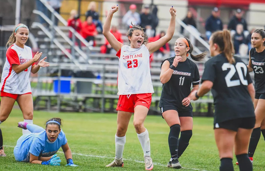 Cortland Women's Soccer Defeats Oneonta 2-1 to Advance to SUNYAC Finals