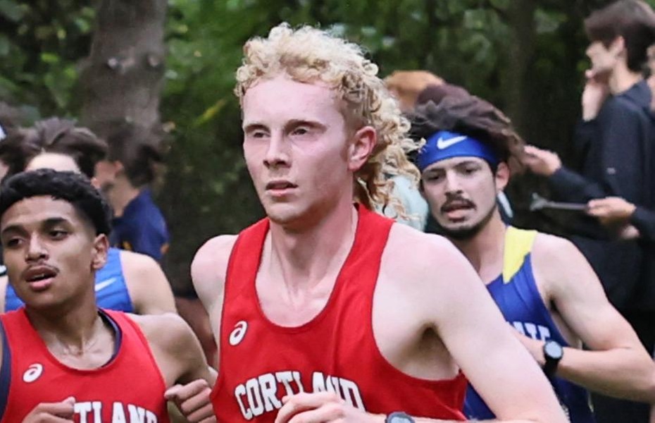 Robert Davison Earns SUNYAC Men's Cross Country Runner of the Week Honors