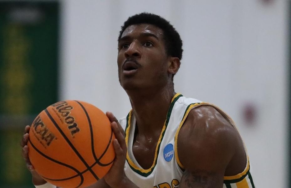Sparks Named SUNYAC Men's Basketball Athlete of the Week