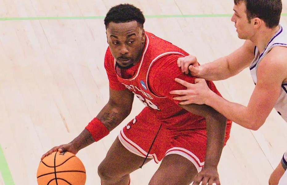 Red Dragons Fall to #2 NYU in NCAA Men's Basketball Opening Round