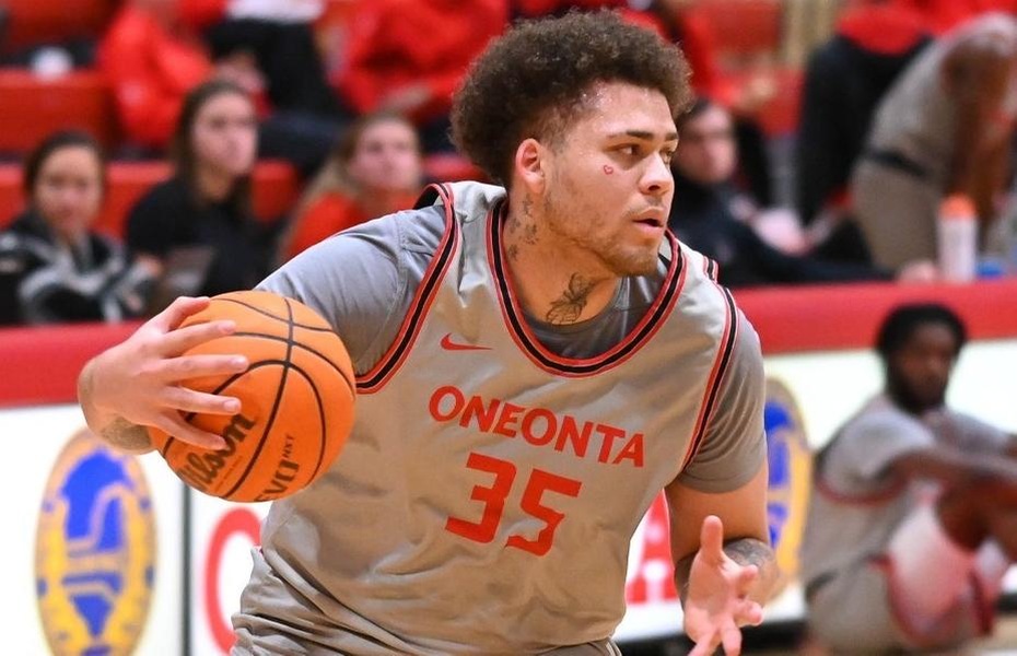 Xavier Hill Named SUNYAC Men's Basketball Athlete of the Week