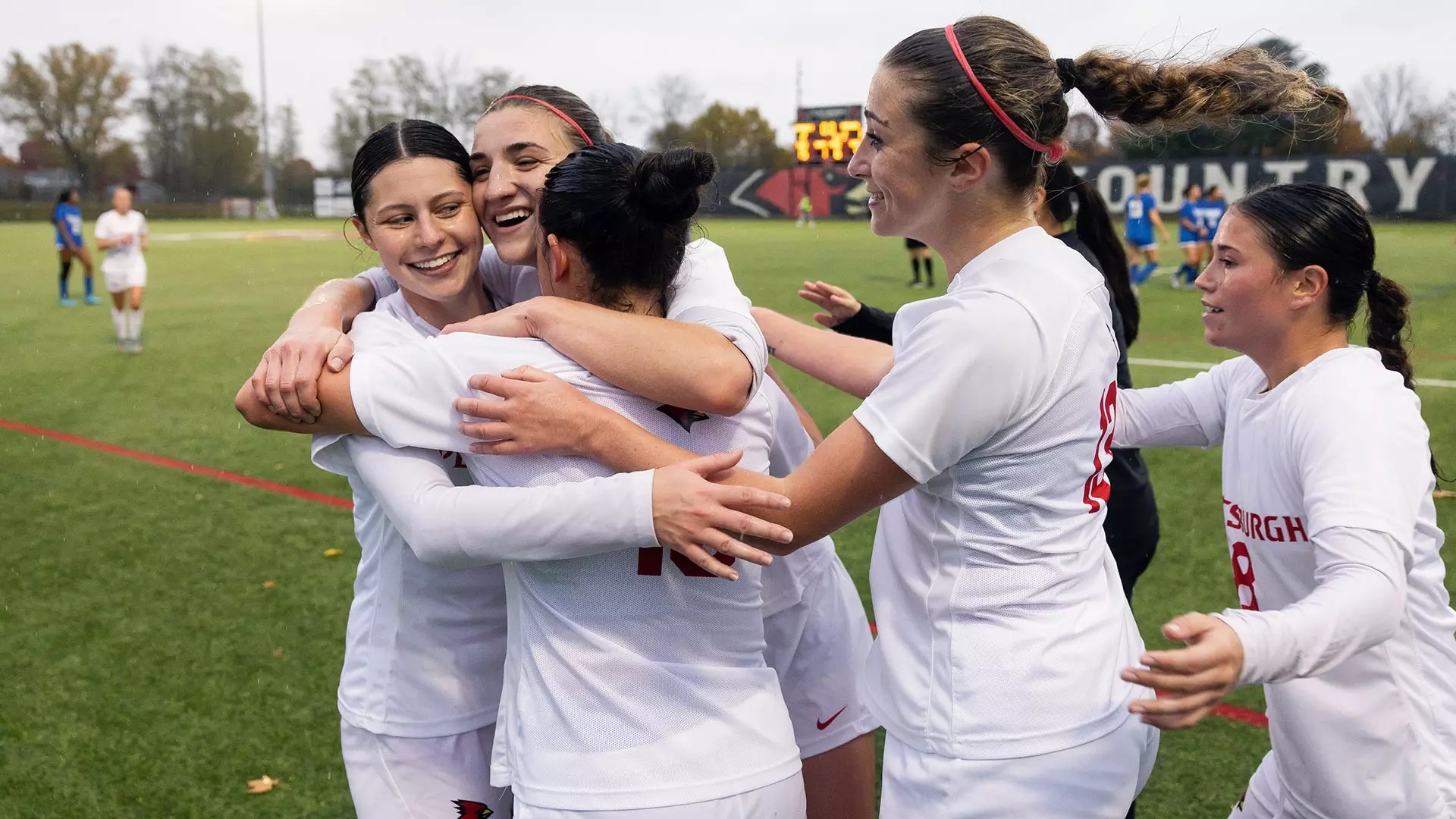 Cardinals Women's Soccer Advance to SUNYAC Championship with 2-1 Win Over Fredonia