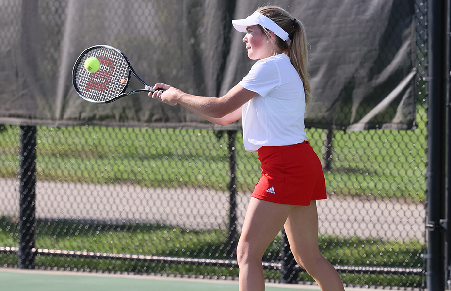 Emma Madigan Named 2024 SUNYAC Women's Tennis Scholar Athlete of the Year