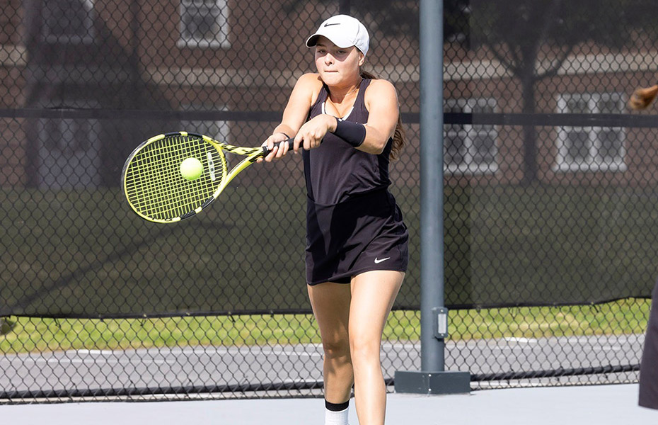 Plattsburgh and Brockport Athletes Honored with SUNYAC Women's Tennis Weekly Awards