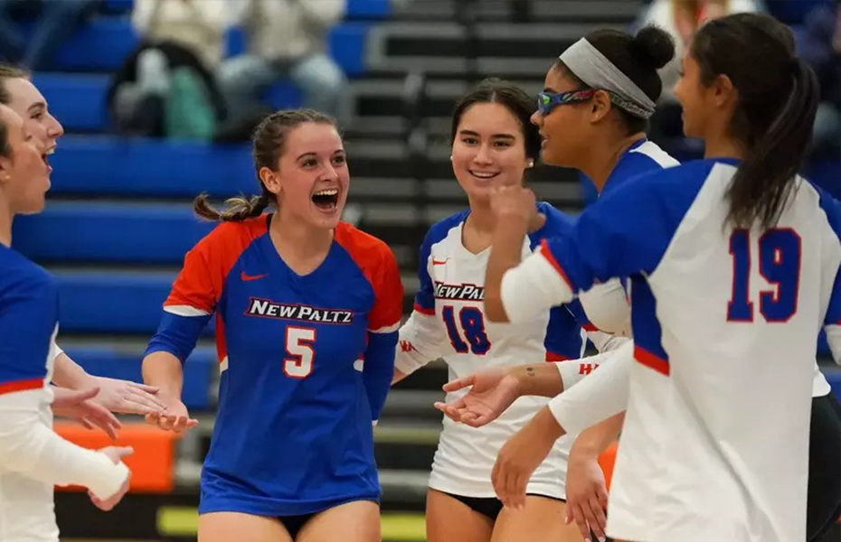 New Paltz Women&rsquo;s Volleyball Sweeps Oswego, Advances to SUNYAC Semifinal